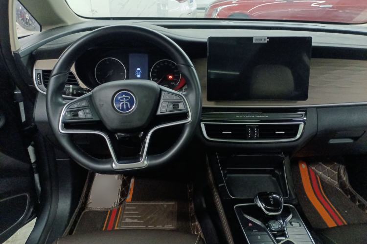 Used BYD Song MAX New Energy 2022 DM-i 105KM Flagship Model Center Console