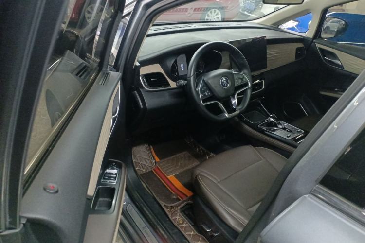 Used BYD Song MAX New Energy 2022 DM-i 105KM Flagship Model Driver Seat