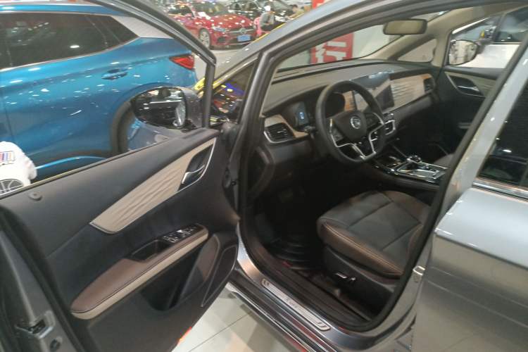 Used BYD Song MAX New Energy 2022 DM-i 105KM Flagship Model Driver Seat