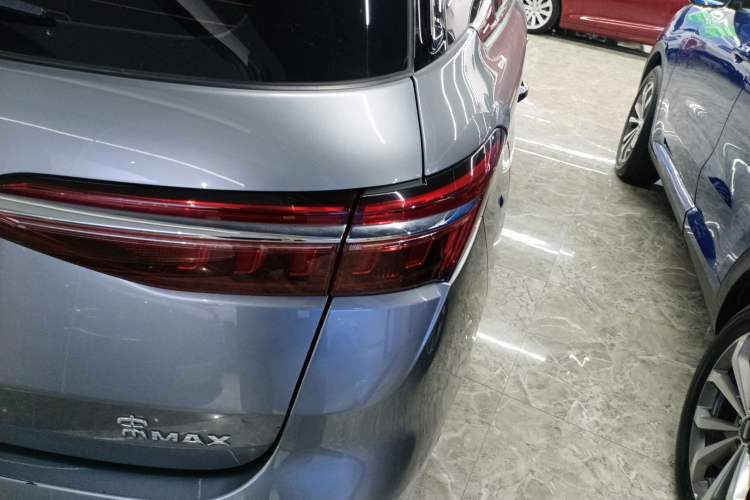 Used BYD Song MAX New Energy 2022 DM-i 105KM Flagship Model Exterior 2