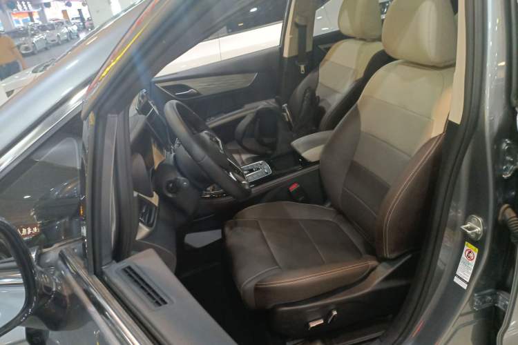 Used BYD Song MAX New Energy 2022 DM-i 105KM Flagship Model Left Front Seat