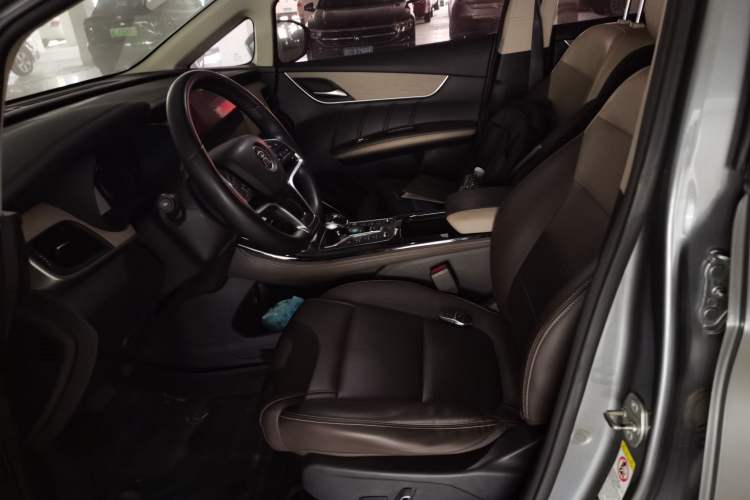 Used BYD Song MAX New Energy 2022 DM-i 105KM Flagship Model Left Front Seat