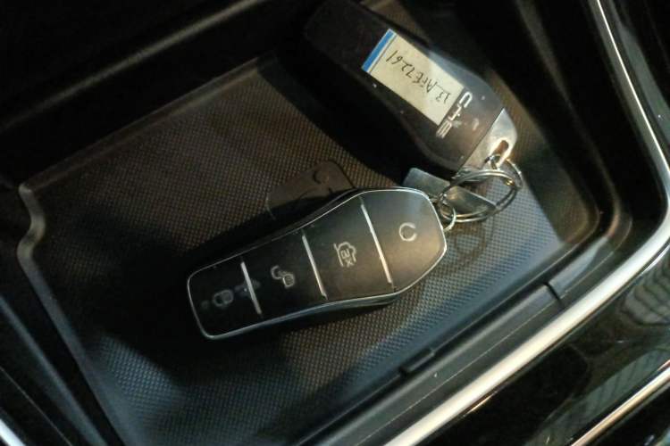 Used BYD Song MAX New Energy 2022 DM-i 105KM Flagship Model Vehicle Key