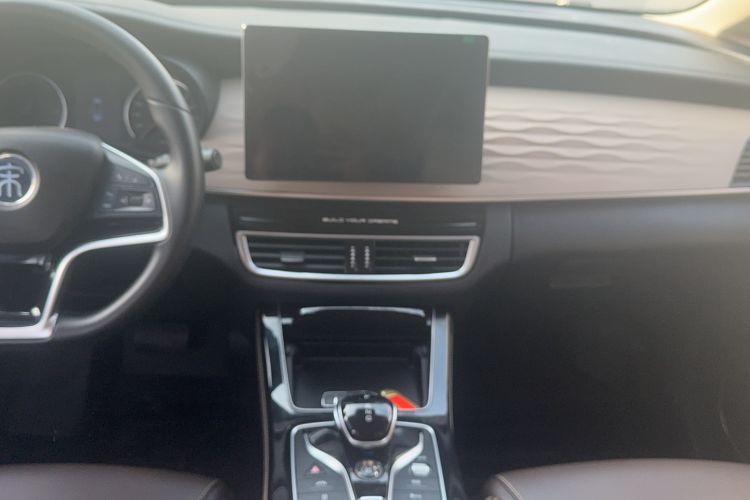 Used BYD Song MAX New Energy 2022 DM-i 105KM Flagship Model Audio And AC Panel