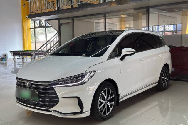 Ojetý BYD Song MAX New Energy 2022 DM-i 105KM Flagship Model