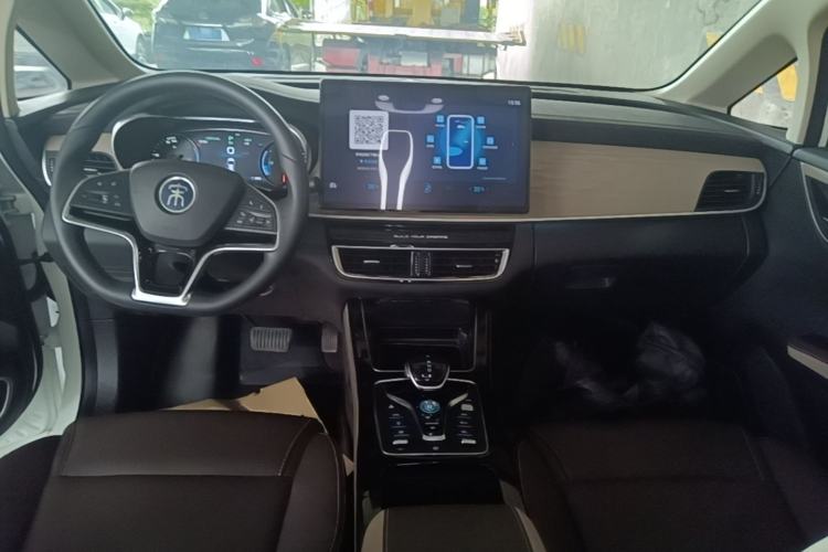 Used BYD Song MAX New Energy 2022 DM-i 105KM Executive Edition Center Console