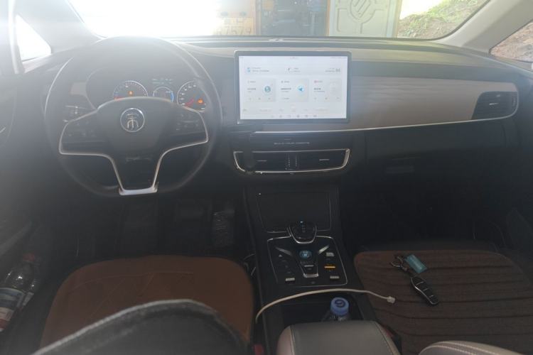 Used BYD Song MAX New Energy 2022 DM-i 105KM Flagship Model Center Console