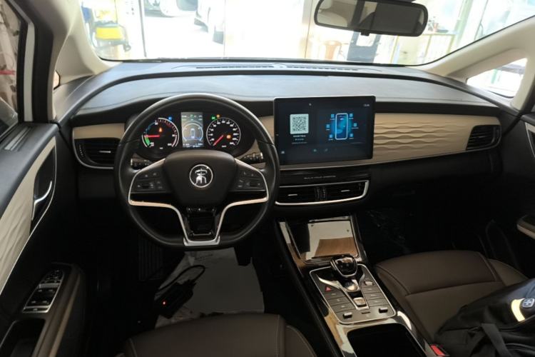 Used BYD Song MAX New Energy 2022 DM-i 105KM Flagship Model Center Console