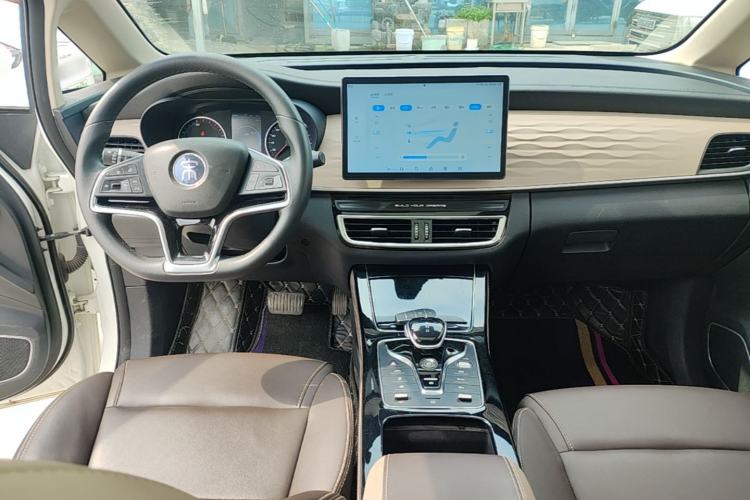 Used BYD Song MAX New Energy 2022 DM-i 105KM Flagship Model Center Console