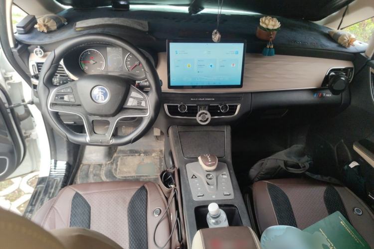Used BYD Song MAX New Energy 2022 DM-i 105KM Flagship Model Center Console