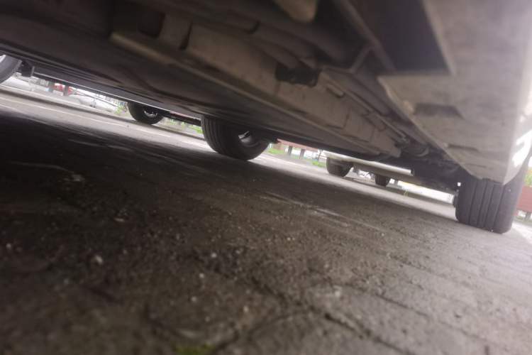 Used BYD Song MAX New Energy 2022 DM-i 105KM Prestige Model Chassis Front Left