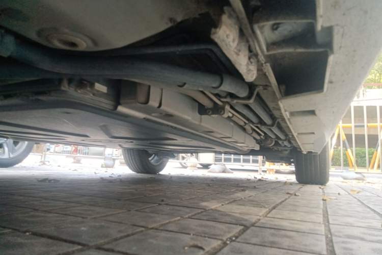 Used BYD Song MAX New Energy 2022 DM-i 105KM Prestige Model Chassis Front Left