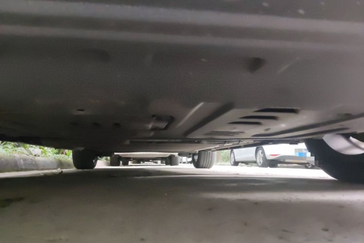 Used BYD Song MAX New Energy 2022 DM-i 105KM Flagship Model Chassis Front