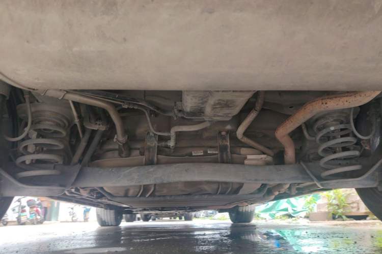 Used BYD Song MAX New Energy 2022 DM-i 105KM Flagship Model Chassis Rear