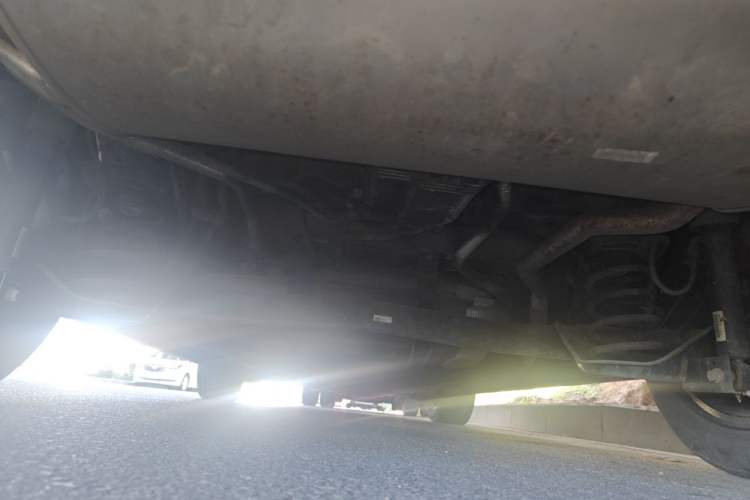 Used BYD Song MAX New Energy 2022 DM-i 105KM Flagship Model Chassis Rear
