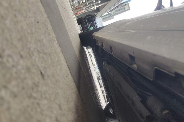 Used BYD Song MAX New Energy 2022 DM-i 105KM Executive Edition Chassis Rear Left