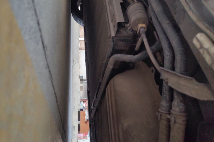 Used BYD Song MAX New Energy 2022 DM-i 105KM Prestige Model Chassis Rear Left