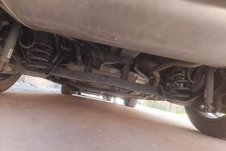 Used BYD Song MAX New Energy 2022 DM-i 105KM Flagship Model Chassis Rear