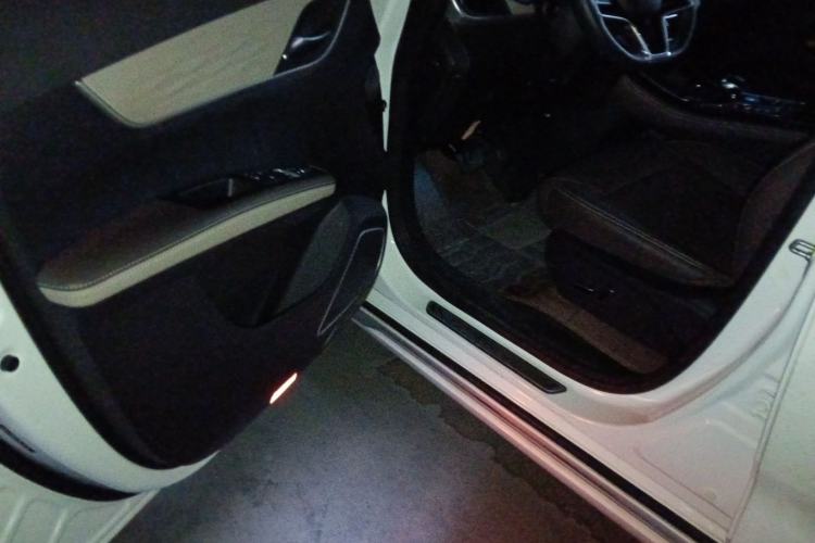 Used BYD Song MAX New Energy 2022 DM-i 105KM Flagship Model Driver Seat