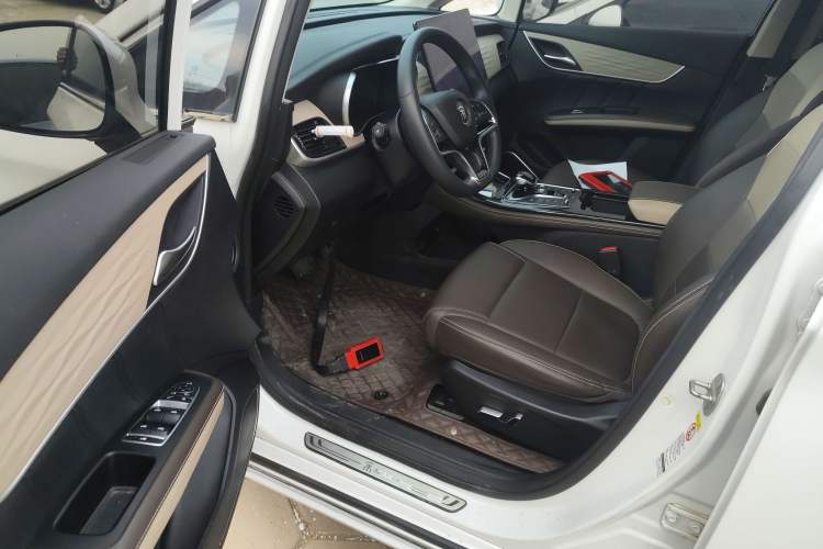 Used BYD Song MAX New Energy 2022 DM-i 105KM Executive Edition Driver Seat