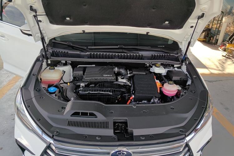 Used BYD Song MAX New Energy 2022 DM-i 105KM Executive Edition Engine Bay