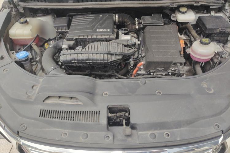 Used BYD Song MAX New Energy 2022 DM-i 105KM Executive Edition Engine Bay