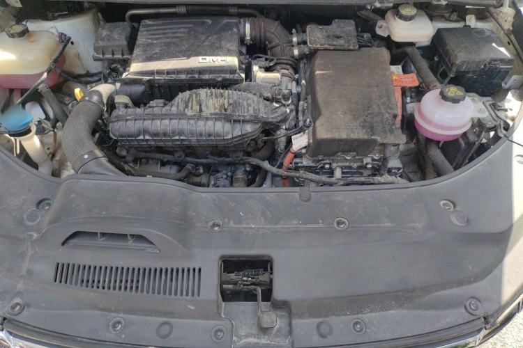 Used BYD Song MAX New Energy 2022 DM-i 105KM Executive Edition Engine Bay
