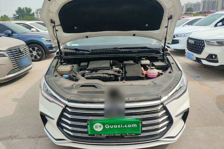 Used BYD Song MAX New Energy 2022 DM-i 105KM Flagship Model Engine Bay