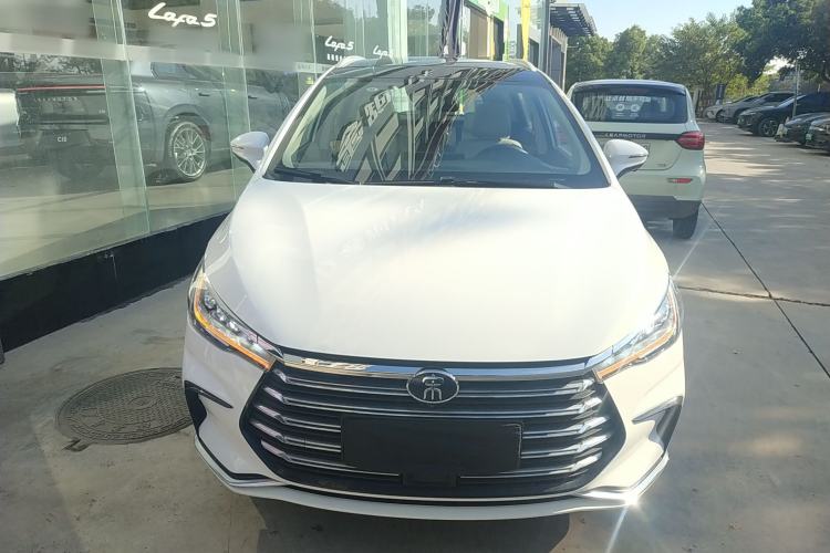 Used BYD Song MAX New Energy 2022 DM-i 105KM Flagship Model Exterior 1