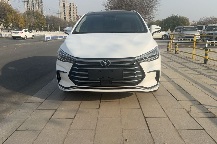Used BYD Song MAX New Energy 2022 DM-i 105KM Flagship Model Exterior 1