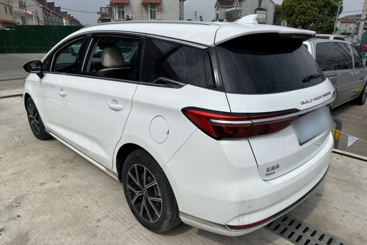 Used BYD Song MAX New Energy 2022 DM-i 105KM Flagship Model Exterior 2