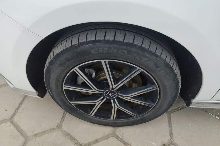 Used BYD Song MAX New Energy 2022 DM-i 105KM Executive Edition Exterior 4