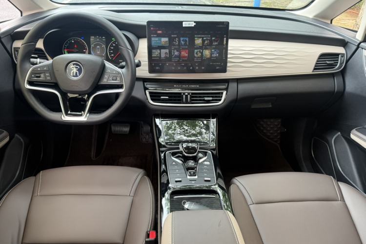 Used BYD Song MAX New Energy 2022 DM-i 105KM Prestige Model Exterior 5