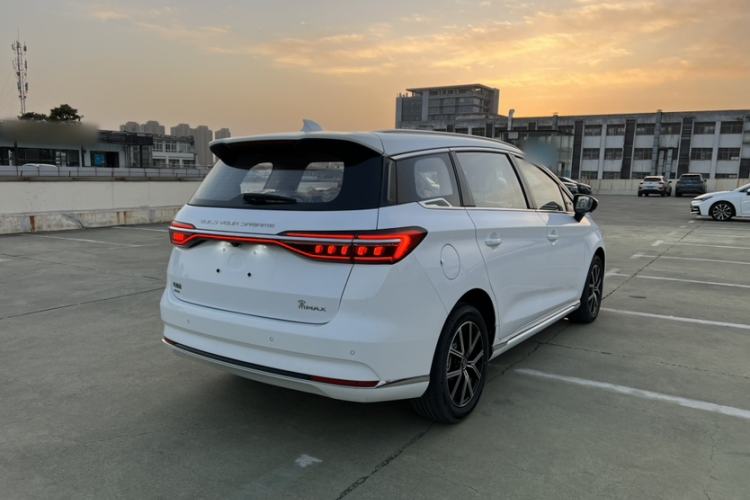 Used BYD Song MAX New Energy 2022 DM-i 105KM Flagship Model Exterior 6