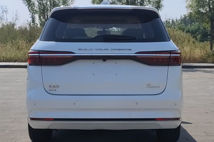 Used BYD Song MAX New Energy 2022 DM-i 105KM Prestige Model Exterior 7