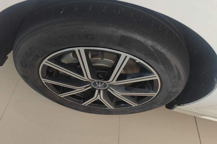 Used BYD Song MAX New Energy 2022 DM-i 105KM Flagship Model Exterior 7