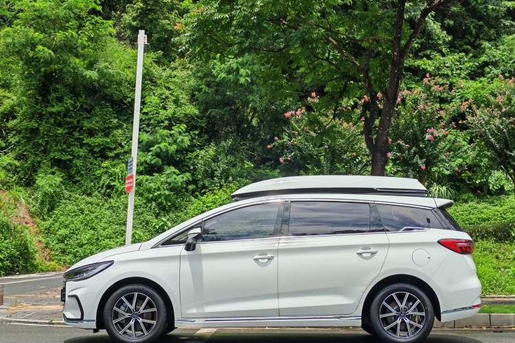 Used BYD Song MAX New Energy 2022 DM-i 105KM Executive Edition Exterior 8
