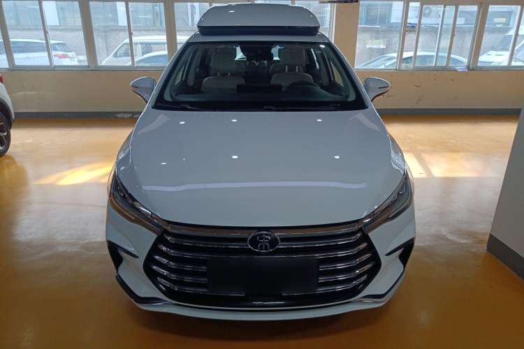 Used BYD Song MAX New Energy 2022 DM-i 105KM Executive Edition Front