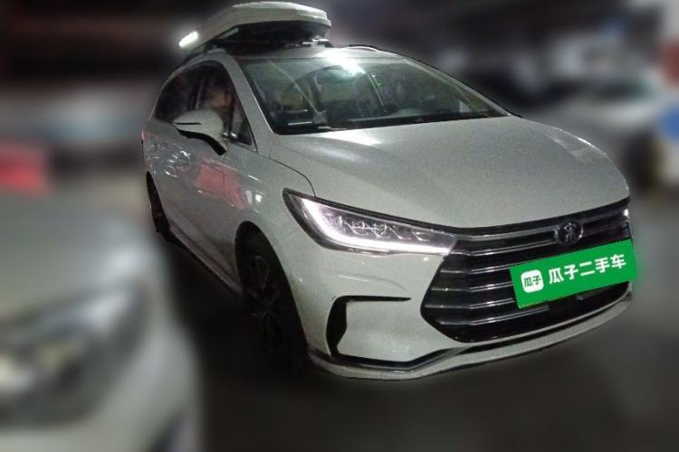 Used BYD Song MAX New Energy 2022 DM-i 105KM Flagship Model Front Right 45 Deg