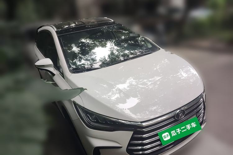 Used BYD Song MAX New Energy 2022 DM-i 105KM Flagship Model Front Right 45 Deg
