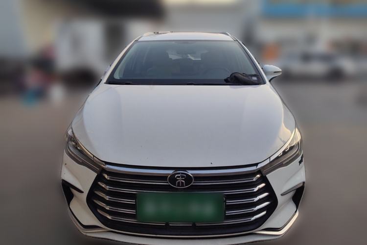 Used BYD Song MAX New Energy 2022 DM-i 105KM Prestige Model Front