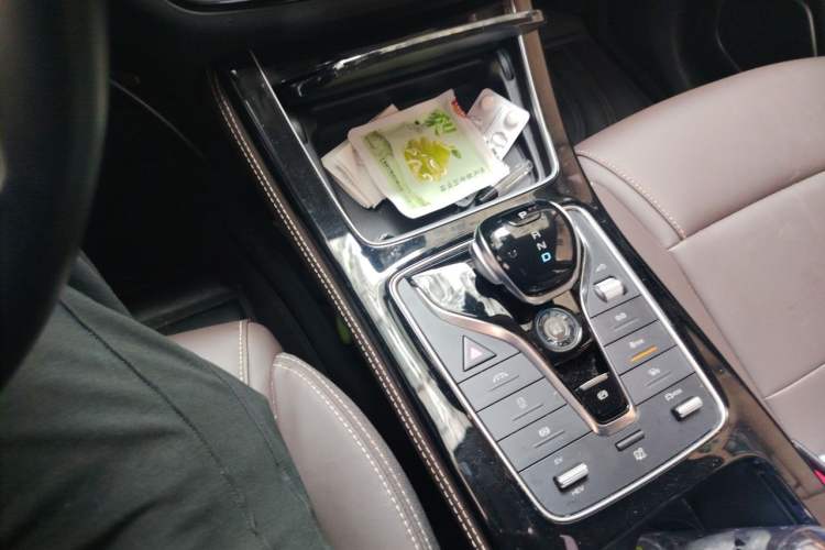 Used BYD Song MAX New Energy 2022 DM-i 105KM Executive Edition Gear Lever