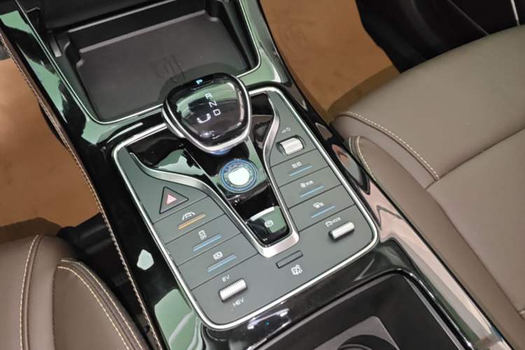 Used BYD Song MAX New Energy 2022 DM-i 105KM Executive Edition Gear Lever