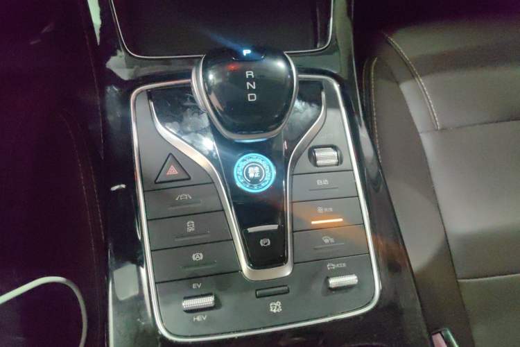 Used BYD Song MAX New Energy 2022 DM-i 105KM Executive Edition Gear Lever