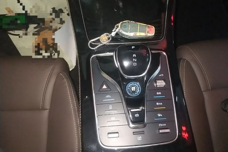 Used BYD Song MAX New Energy 2022 DM-i 105KM Executive Edition Gear Lever