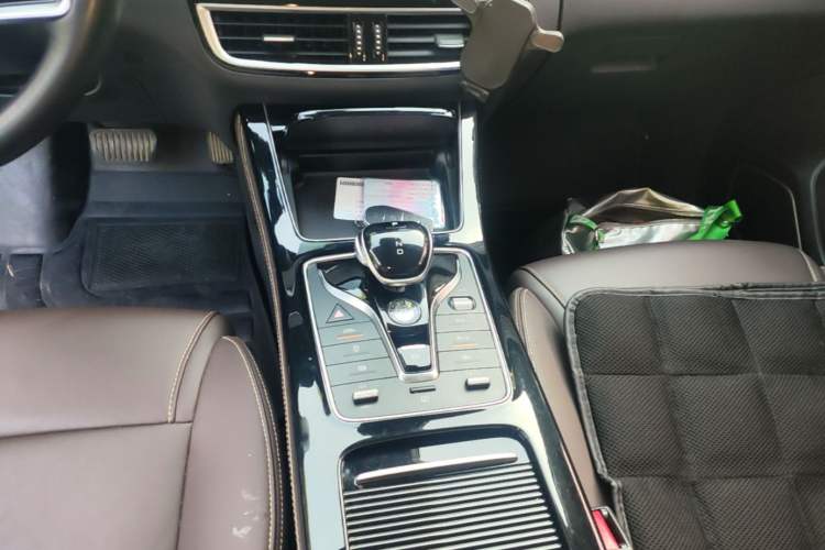 Used BYD Song MAX New Energy 2022 DM-i 105KM Flagship Model Gear Lever