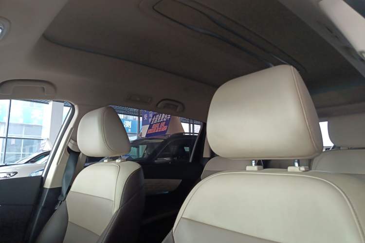 Used BYD Song MAX New Energy 2022 DM-i 105KM Executive Edition Headliner