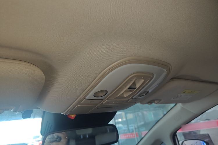 Used BYD Song MAX New Energy 2022 DM-i 105KM Flagship Model Headliner