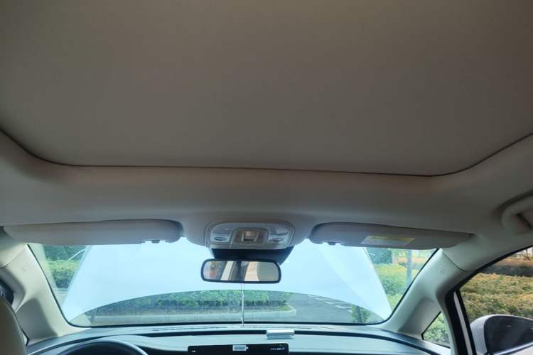 Used BYD Song MAX New Energy 2022 DM-i 105KM Flagship Model Headliner