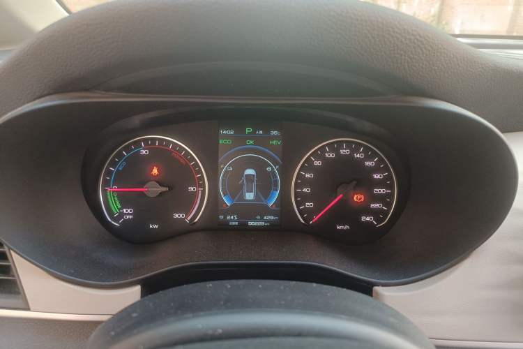 Used BYD Song MAX New Energy 2022 DM-i 105KM Flagship Model Instrument Cluster